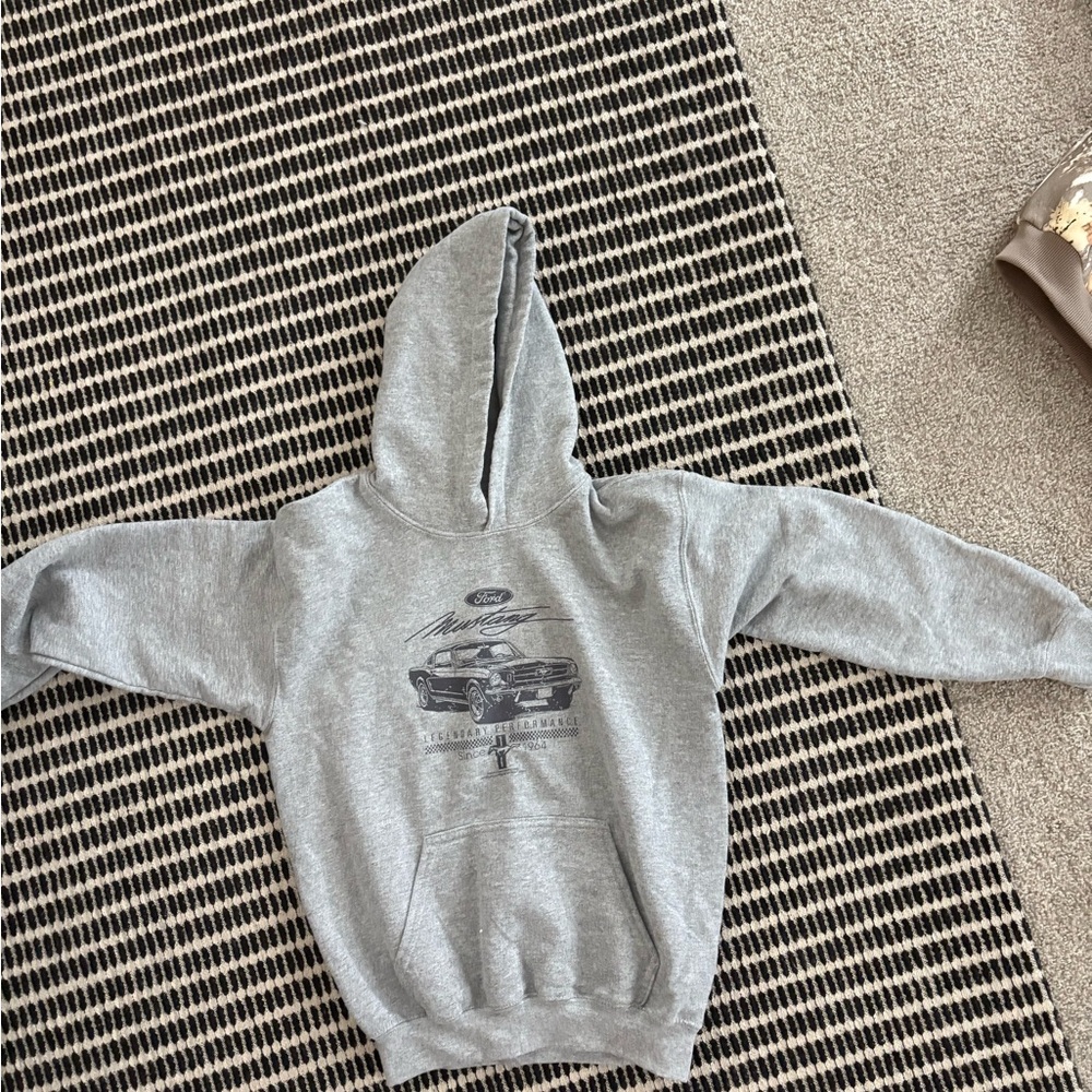Gildan Gray Graphic Ford Mustang hoodie